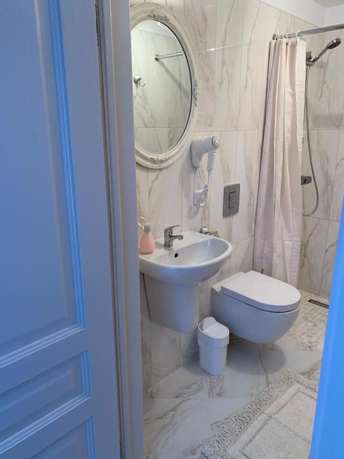 Hotel Vaineikio 8 Palanga Habitación foto